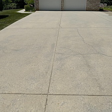Driveway-Concrete-Cleaning-in-Pulaski-VA 0